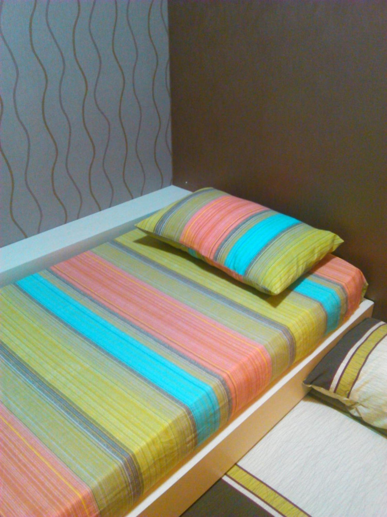 Apartment The Suites Metro By Yudis Bandung Zimmer foto