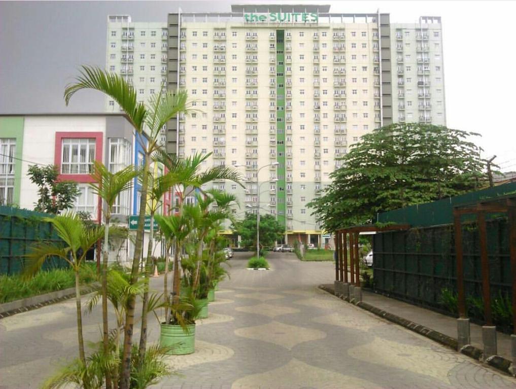 Apartment The Suites Metro By Yudis Bandung Zimmer foto