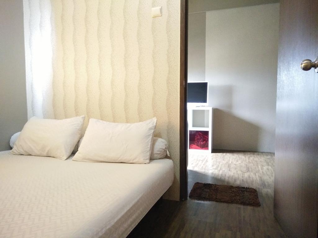 Apartment The Suites Metro By Yudis Bandung Zimmer foto