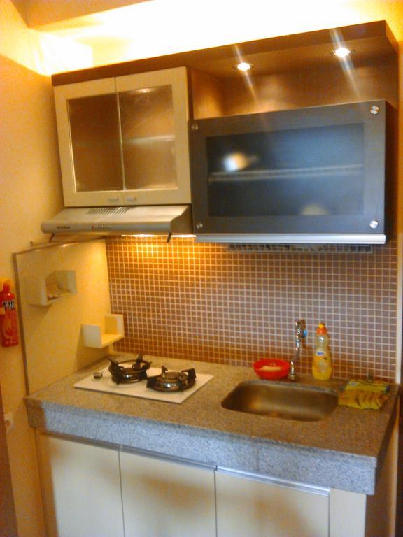 Apartment The Suites Metro By Yudis Bandung Zimmer foto