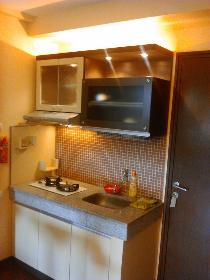 Apartment The Suites Metro By Yudis Bandung Zimmer foto